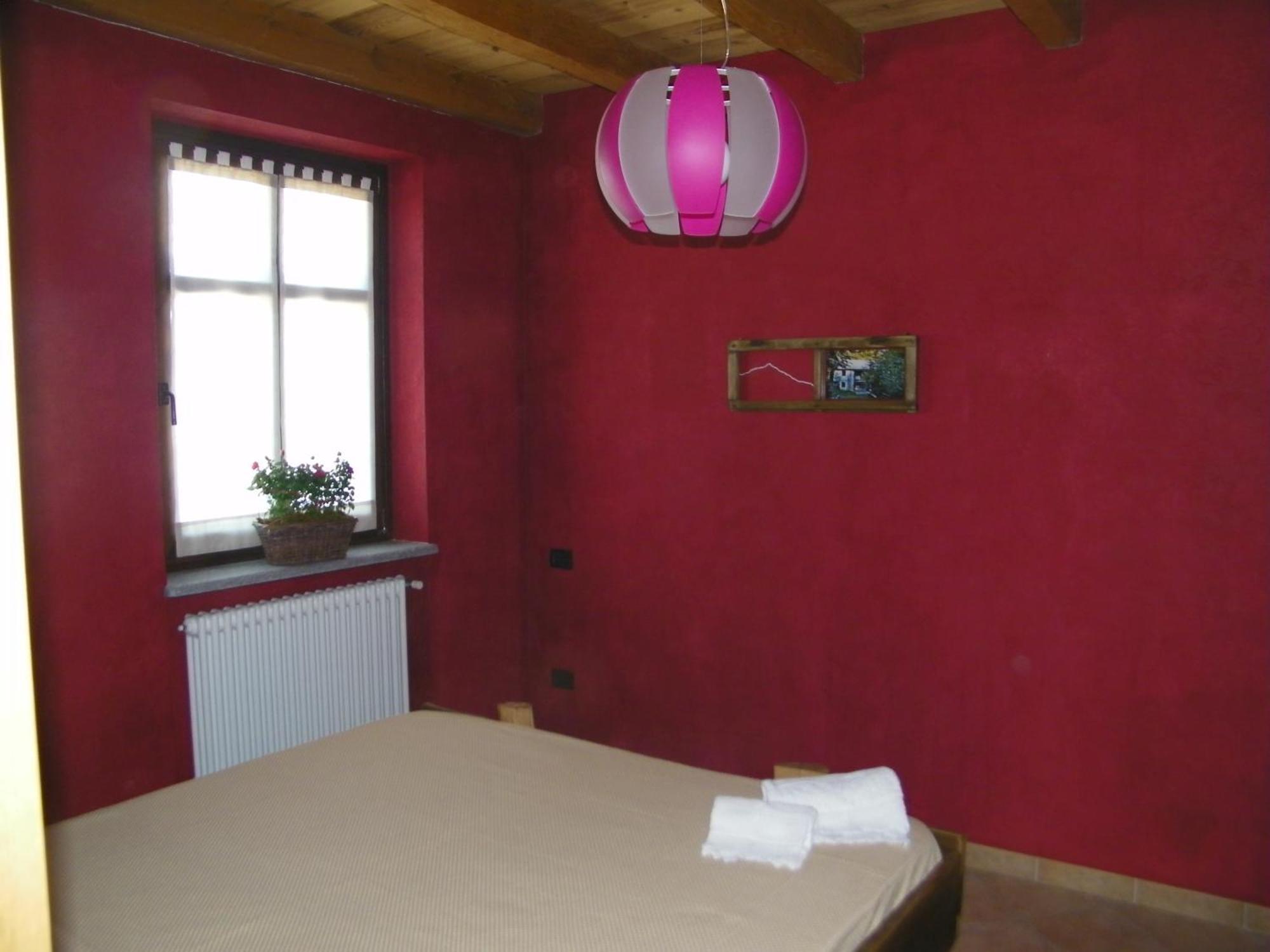 Ciabot Besimauda Bed and Breakfast Peveragno Exteriör bild